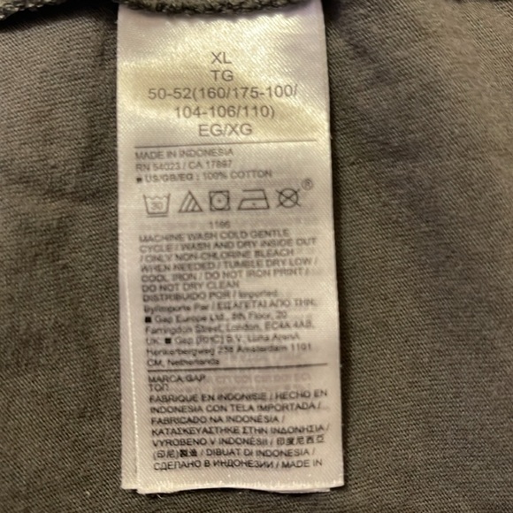 Gap Disney T-shirt - Picture 5 of 8